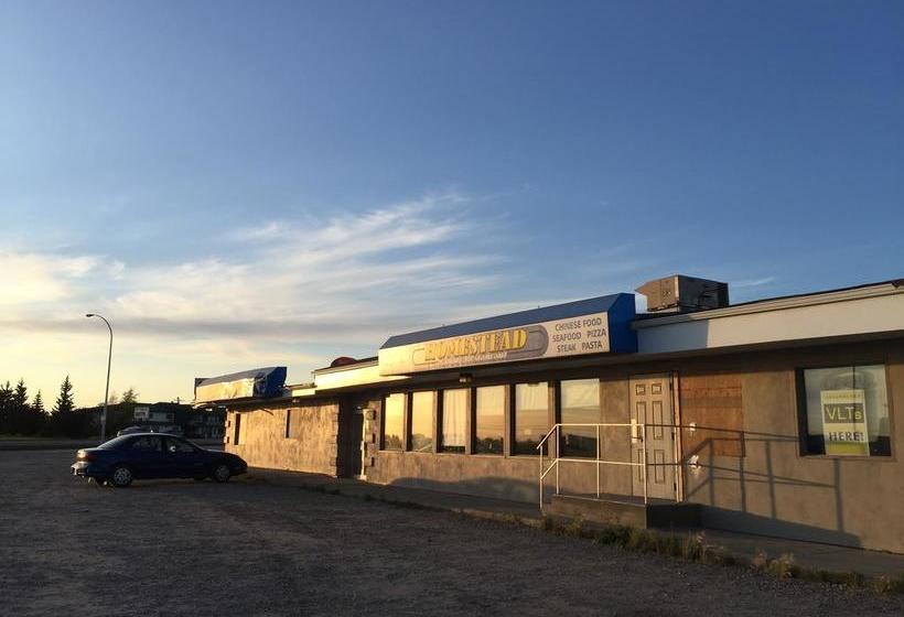 Wakiki Motel & Lounge | Meadow Lake | Saskatchewan | Canada 1