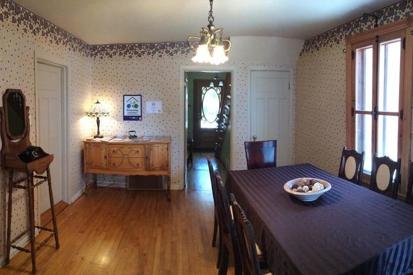 Bed and Breakfast Autour Du Monde | Granby | Quebec | Canada 20