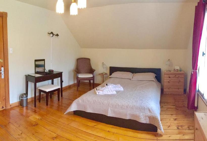 Bed and Breakfast Autour Du Monde | Granby | Quebec | Canada 6