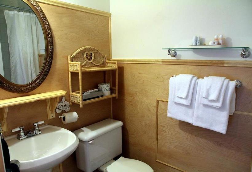 Hotel Auberge Des Cévennes | L'Anse st Jean | Quebec | Canada 7