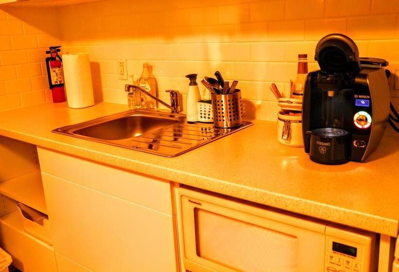 Ritchie B&b | Edmonton | Alberta | Canada 16