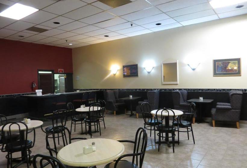 Motel Town And Country Motor | Calgary | Alberta | Canada 4