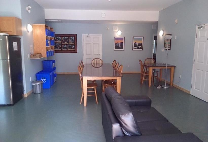 Hot Springs Campground And Hostel | Whitehorse | Yukon Territory | Canada 4