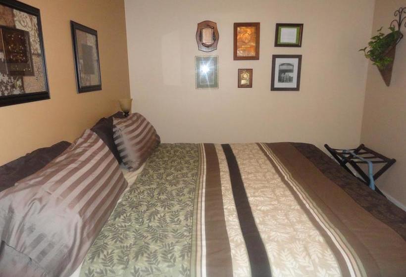 Vintage Merlot Bed And Breakfast | Oliver | British Columbia | Canada 8