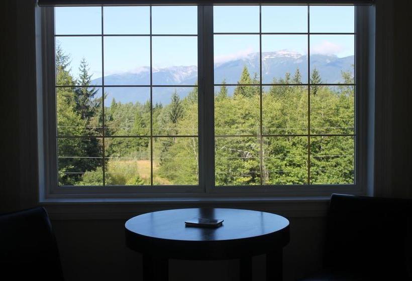Remo Ridge Bed & Breakfast | Terrace | British Columbia | Canada 9