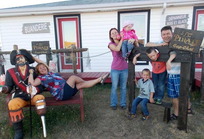 Motel & Camping Le Pirate | Cap-Chat | Quebec | Canada 10