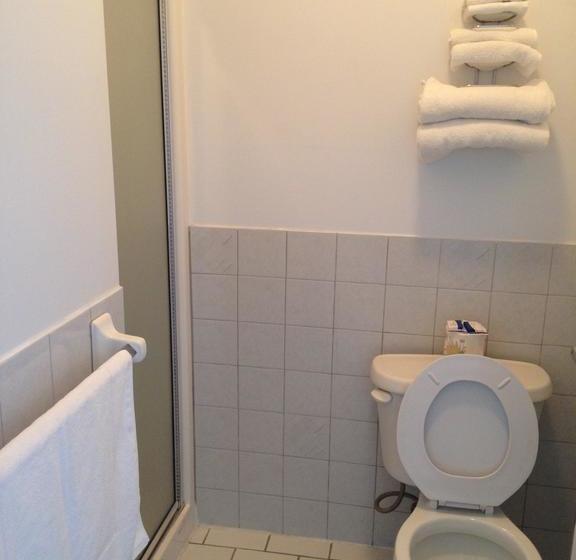 Motel Econonuit | Sherbrooke | Quebec | Canada 12