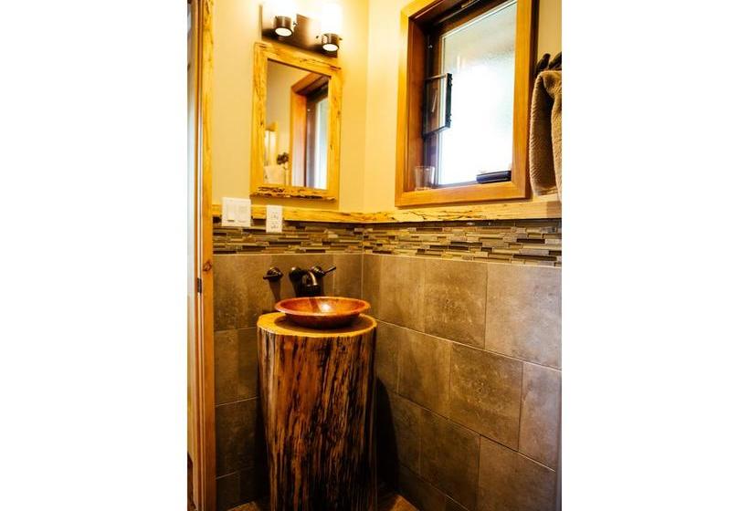 Skeena River House Bed & Breakfast | Terrace | British Columbia | Canada 16