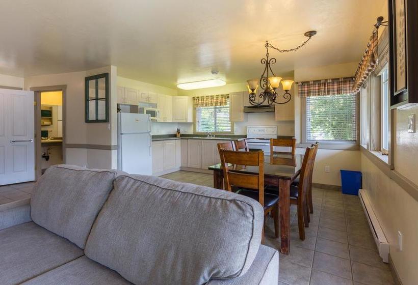 Motel Bathgate Marina | Egmont | British Columbia | Canada 10