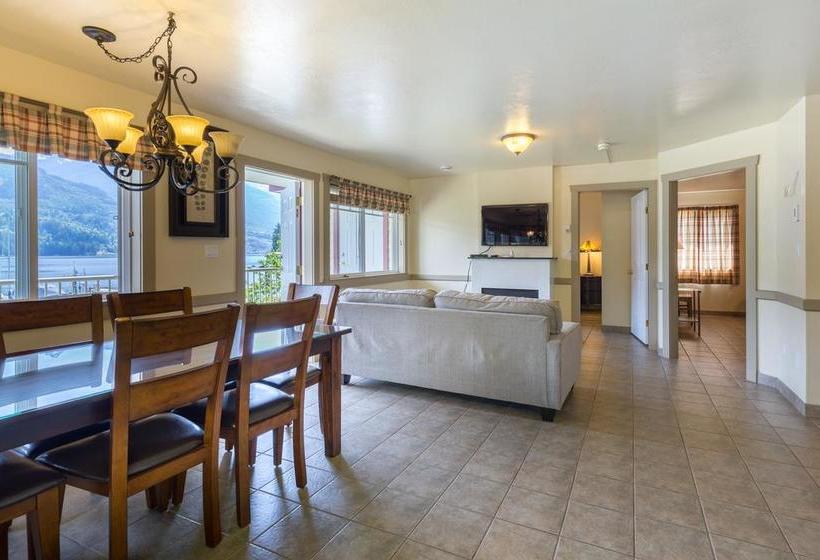 Motel Bathgate Marina | Egmont | British Columbia | Canada 11