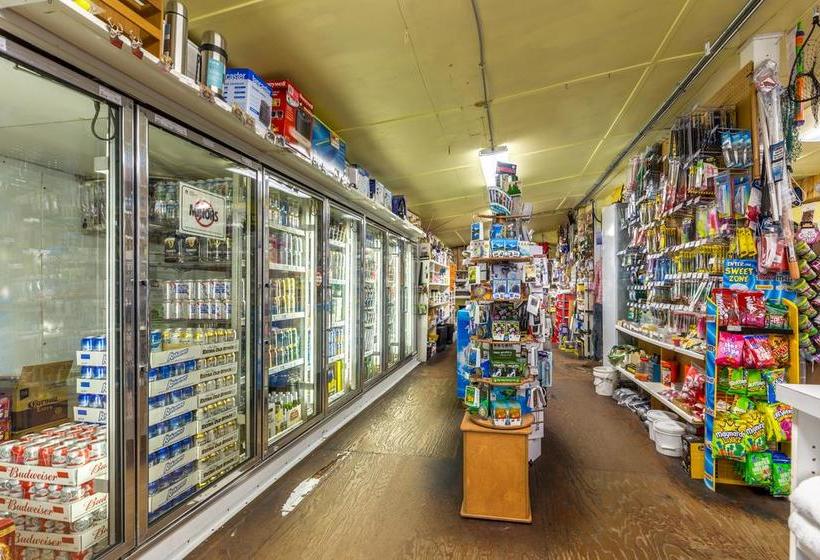 Motel Bathgate Marina | Egmont | British Columbia | Canada 19