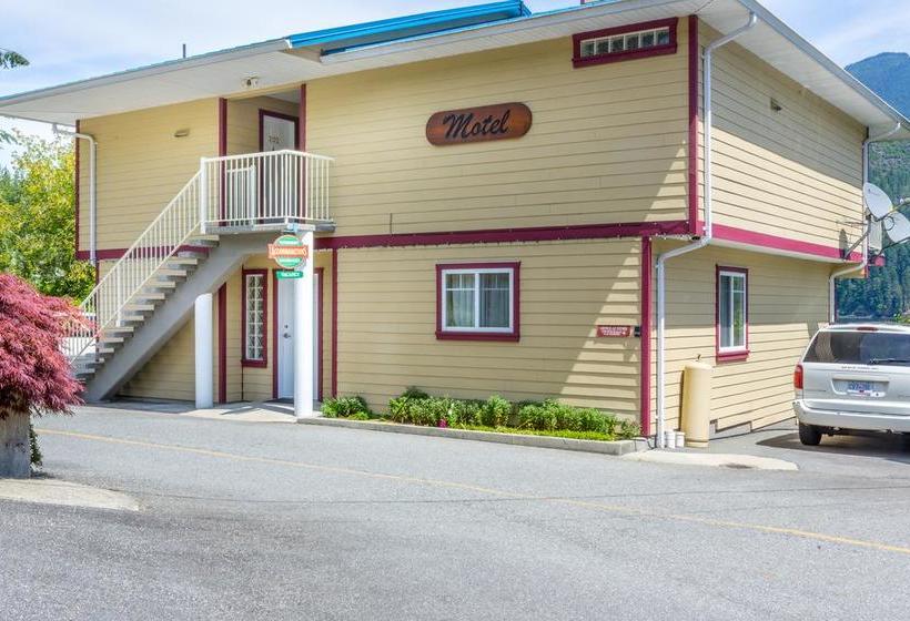 Motel Bathgate Marina | Egmont | British Columbia | Canada 4