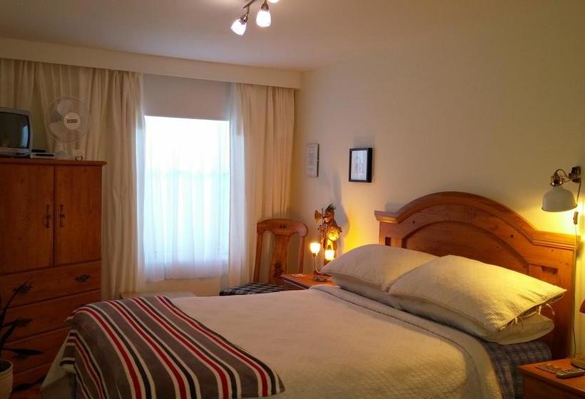 L Escogriffe B&b  Men Only