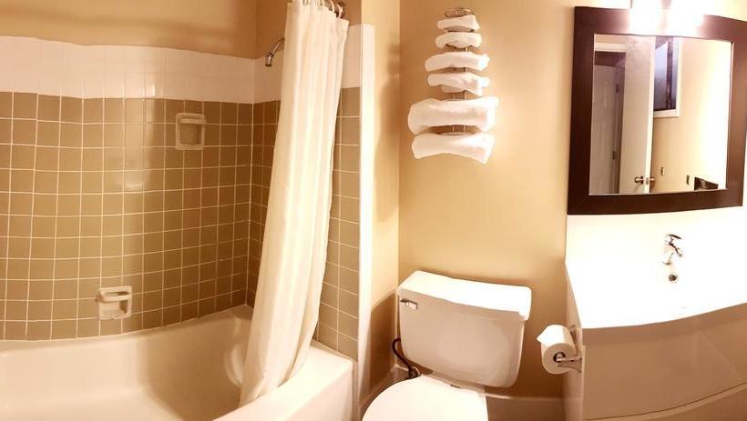 Above Tide Motel | Campbell River | British Columbia | Canada 15