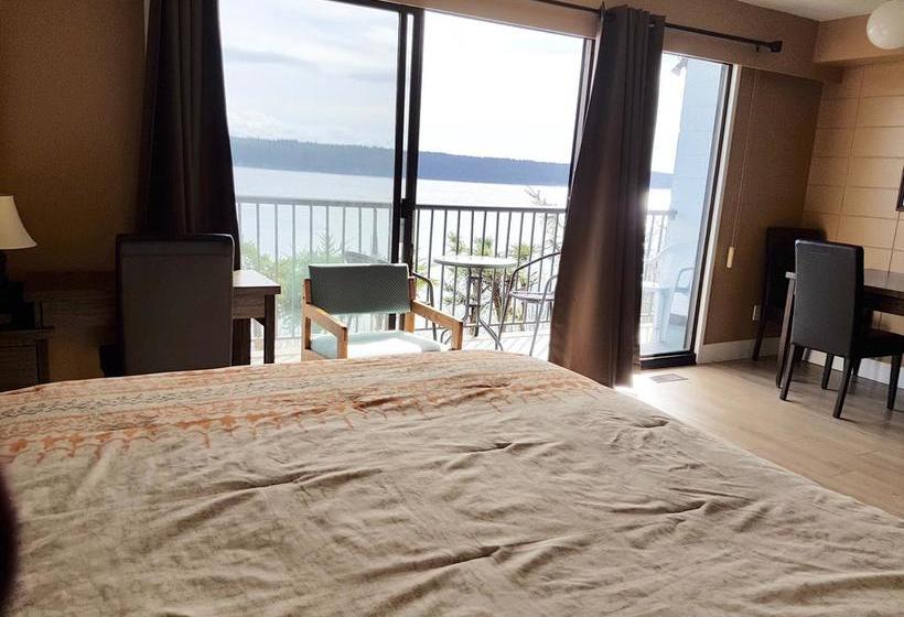 Above Tide Motel | Campbell River | British Columbia | Canada 16