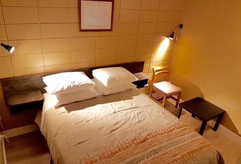 Above Tide Motel | Campbell River | British Columbia | Canada 5