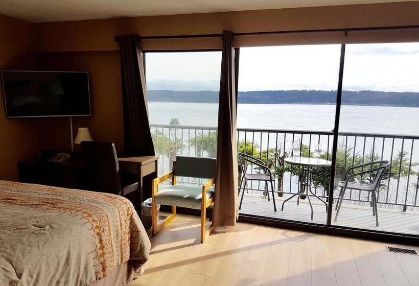 Above Tide Motel | Campbell River | British Columbia | Canada 6