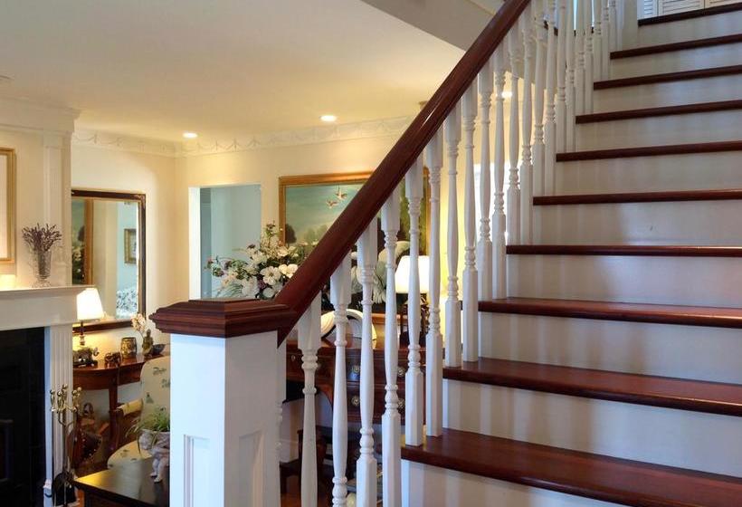 Bed and Breakfast Belle Maison Auprès De La Mer | Sidney | British Columbia | Canada 5