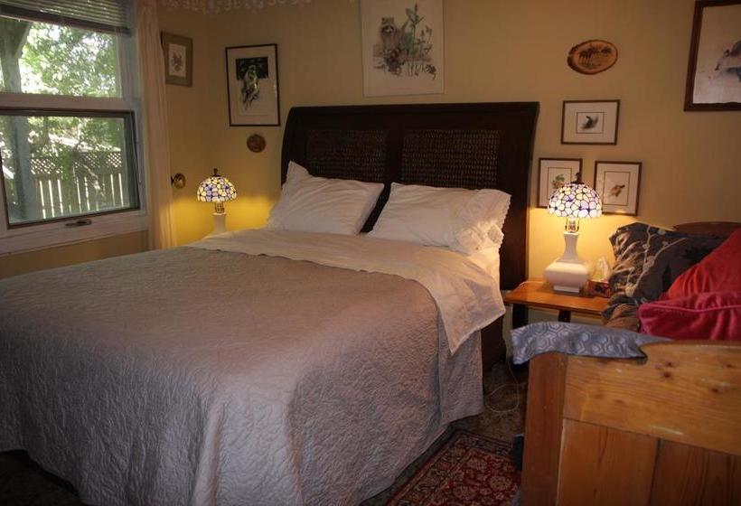 O Brien House Bed And Breakfast | Kingston | Ontario | Canada 13