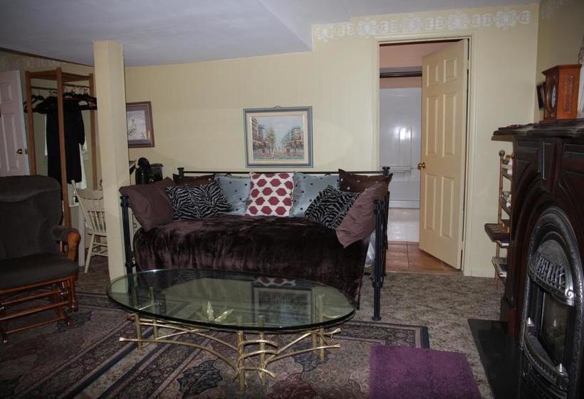 O Brien House Bed And Breakfast | Kingston | Ontario | Canada 3