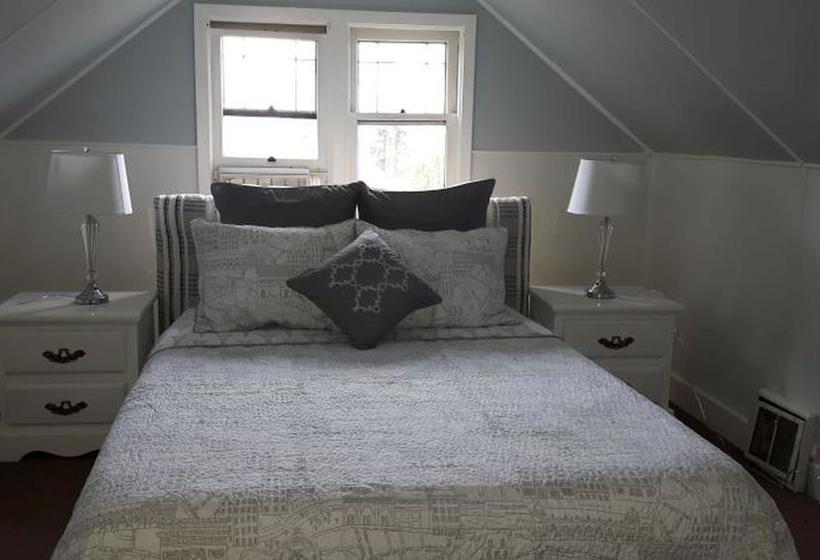 Campbell Cottage B&b | Nanaimo | British Columbia | Canada 5