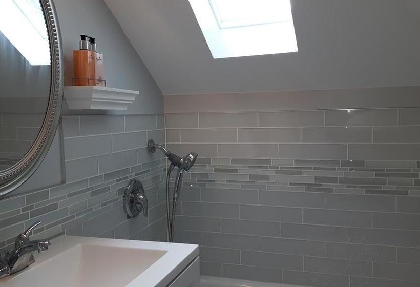 Campbell Cottage B&b | Nanaimo | British Columbia | Canada 7