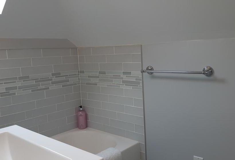 Campbell Cottage B&b | Nanaimo | British Columbia | Canada 8