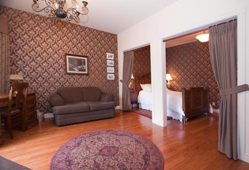 Hotel Auberge Sous Les Arbres | Gaspe | Quebec | Canada 16