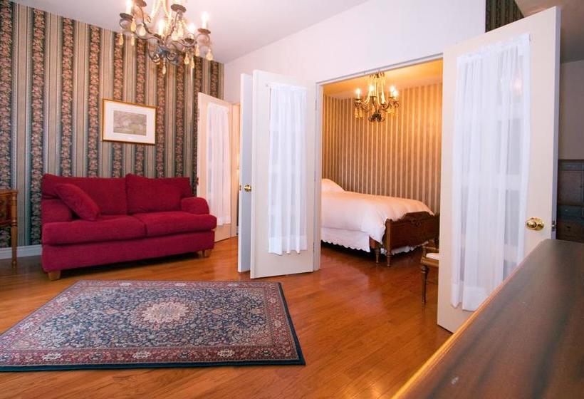 Hotel Auberge Sous Les Arbres | Gaspe | Quebec | Canada 4