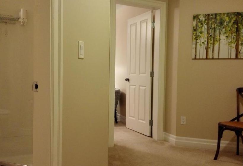 Nanaimo Ocean View B&b | Nanaimo | British Columbia | Canada 16