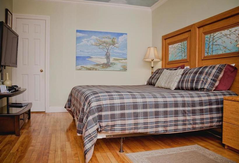 Maison Des Jardins B & B | Montreal | Quebec | Canada 14