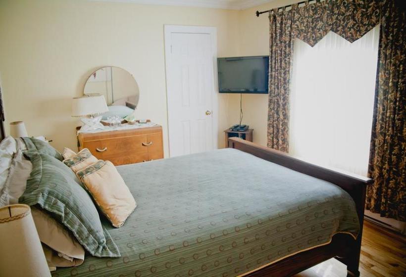 Maison Des Jardins B & B | Montreal | Quebec | Canada 19