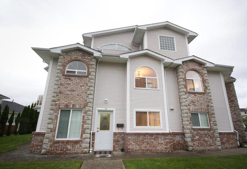 Eagle Close Executive B&b | Prince Rupert | British Columbia | Canada 12