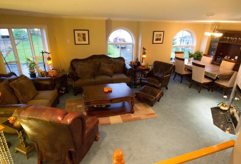 Eagle Close Executive B&b | Prince Rupert | British Columbia | Canada 5