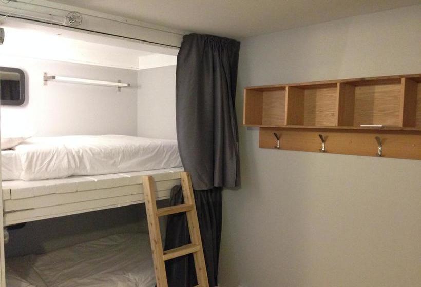 Whistler Lodge Hostel | Whistler | British Columbia | Canada 13