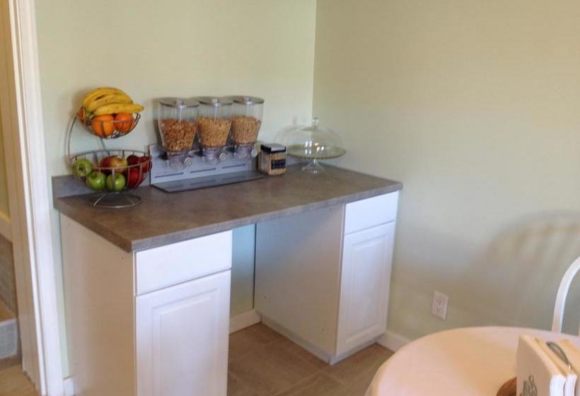 Departure Bay Motel | Nanaimo | British Columbia | Canada 10