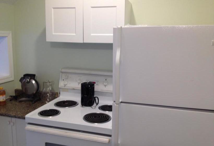 Departure Bay Motel | Nanaimo | British Columbia | Canada 6