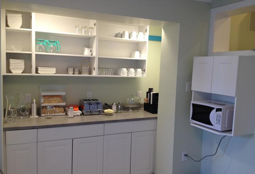 Departure Bay Motel | Nanaimo | British Columbia | Canada 9