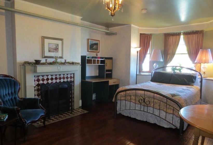 A Tanners Home Inn Bed And Breakfast | Saint John | New Brunswick | Canada 4