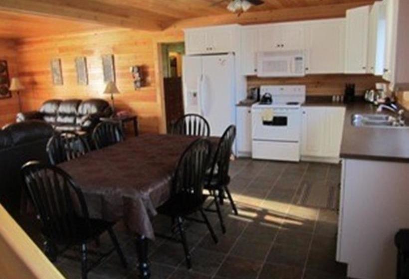 Resort Swept Away Cottages | Cavendish | Prince Edward Island | Canada 20