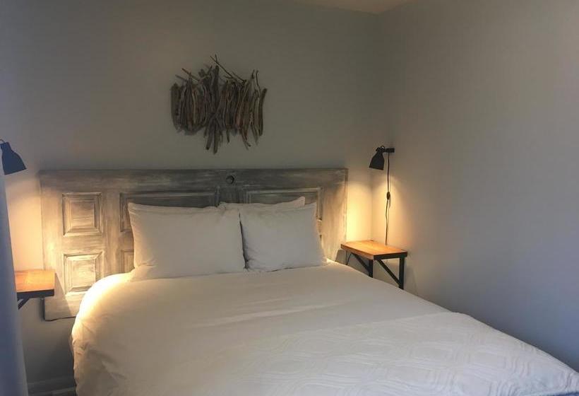 Motel Pinewood Inn | Golden | British Columbia | Canada 11