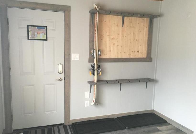 Motel Pinewood Inn | Golden | British Columbia | Canada 14