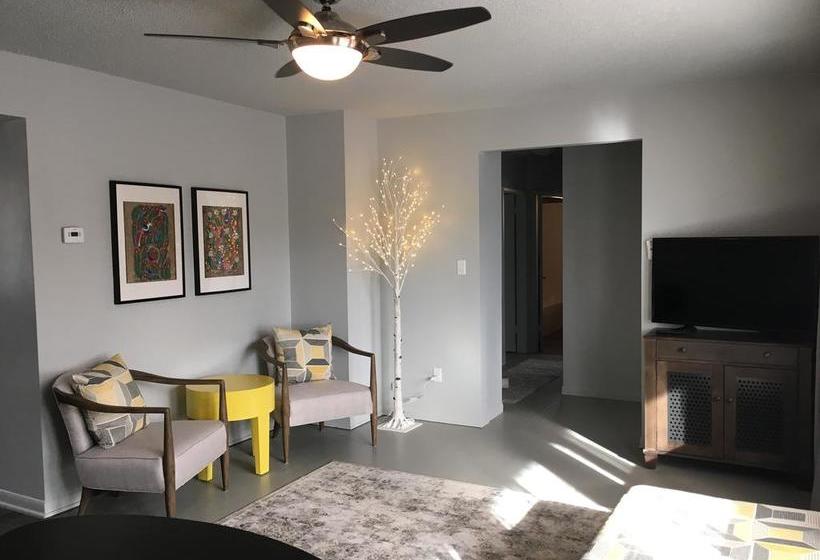 Motel Pinewood Inn | Golden | British Columbia | Canada 15