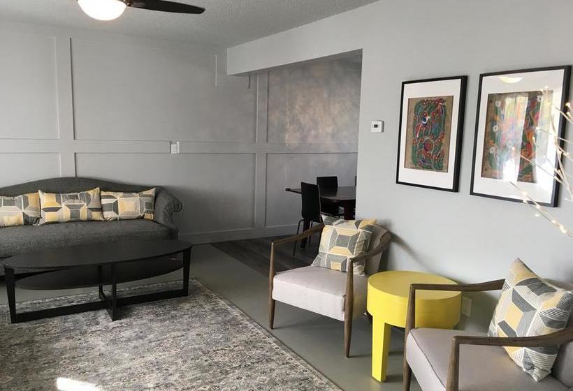 Motel Pinewood Inn | Golden | British Columbia | Canada 16