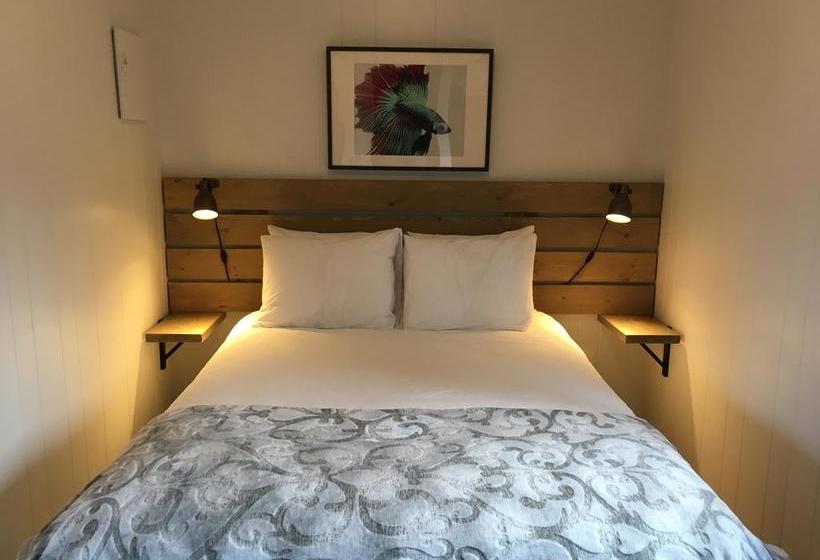 Motel Pinewood Inn | Golden | British Columbia | Canada 4