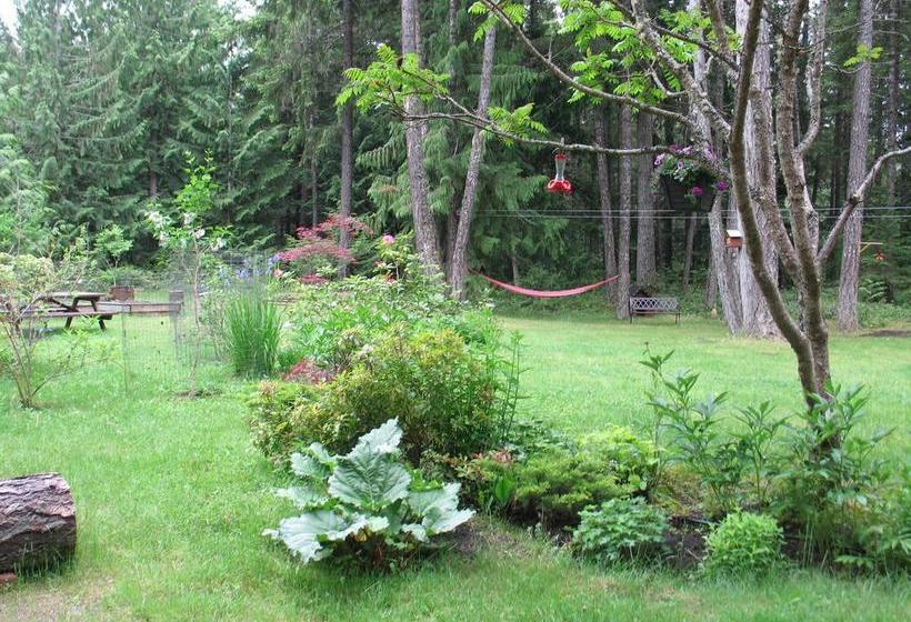 Cedar Song B&b | Parksville | British Columbia | Canada 14