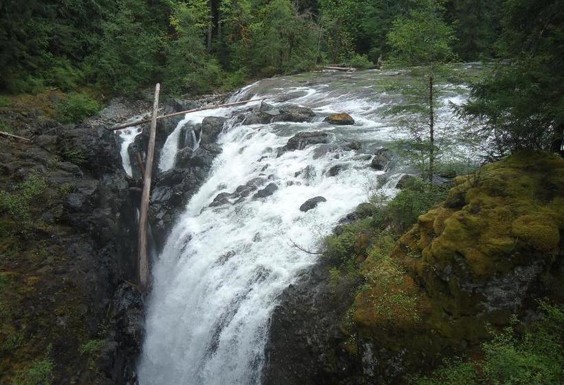 Cedar Song B&b | Parksville | British Columbia | Canada 17