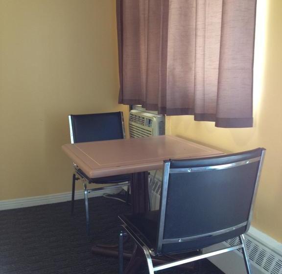 Motel Saintjacques | Montreal | Quebec | Canada 17