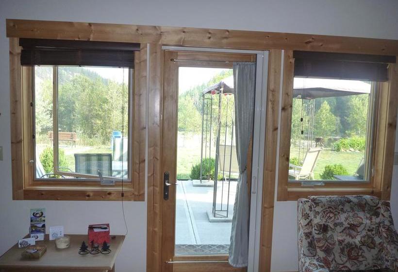 St Marys River B&b | Cranbrook | British Columbia | Canada 4