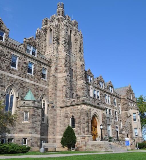 Hotel Clare Hall At Brescia University College | London | Ontario | Canada 10